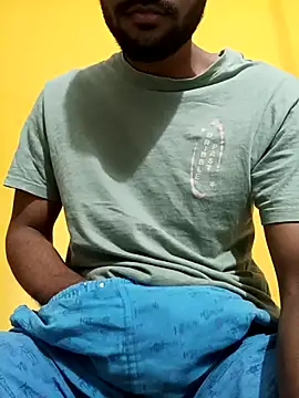 Snapshot of mayur_raaje chatting on 11-12-25, 12:05 mayur raaje online show from 11-12-25, 12:05