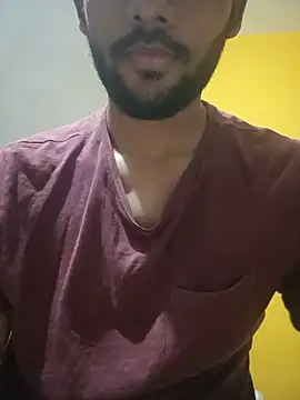 Snapshot of mayur_raaje chatting on 05-27-26, 04:15 mayur raaje online show from 05-27-26, 04:15