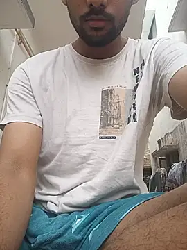 Snapshot of mayur_raaje chatting on 06-24-26, 05:50 mayur raaje online show from 06-24-26, 05:50