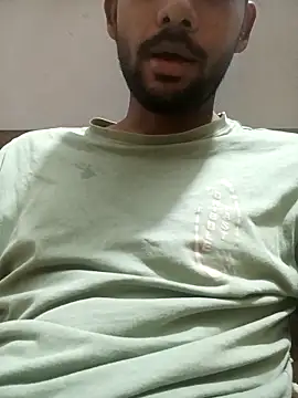 Snapshot of mayur_raaje chatting on 06-28-26, 03:45 mayur raaje online show from 06-28-26, 03:45