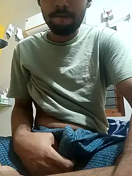 Snapshot of mayur_raaje chatting on 07-05-26, 03:23 mayur raaje online show from 07-05-26, 03:23