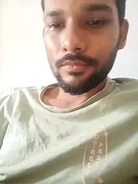 Snapshot of mayur_raaje chatting on 07-12-26, 09:33 mayur raaje online show from 07-12-26, 09:33