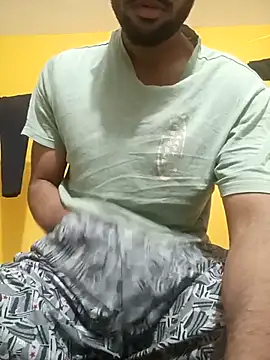 Snapshot of mayur_raaje chatting on 07-14-26, 11:27 mayur raaje online show from 07-14-26, 11:27