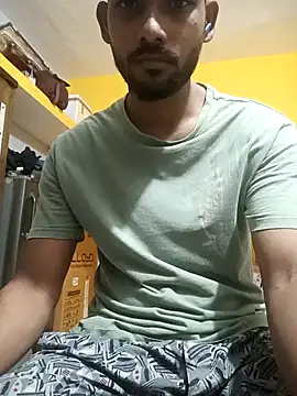 Snapshot of mayur_raaje chatting on 07-25-26, 06:49 mayur raaje online show from 07-25-26, 06:49