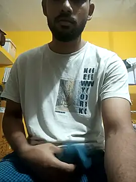 Snapshot of mayur_raaje chatting on 07-30-26, 05:34 mayur raaje online show from 07-30-26, 05:34