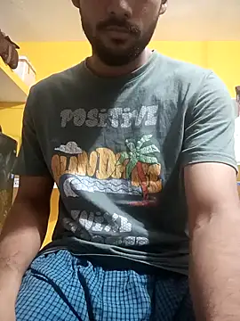 Snapshot of mayur_raaje chatting on 07-31-26, 04:39 mayur raaje online show from 07-31-26, 04:39