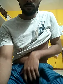 Snapshot of mayur_raaje chatting on 08-03-26, 08:34 mayur raaje online show from 08-03-26, 08:34