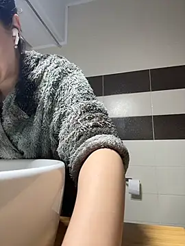 Snapshot of Lexi_Storm chatting on 04-11-26, 05:56 Lexi Storm online show from 04-11-26, 05:56