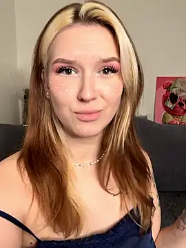 Snapshot of EileenKenner chatting on 01-15-26, 09:29 EileenKenner online show from 01-15-26, 09:29