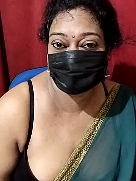 Snapshot of surekha-30 chatting on 04-18-26, 05:28 surekha-30 online show from 04-18-26, 05:28