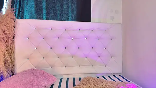 tatixxxvega online show from 04-20-26, 06:31