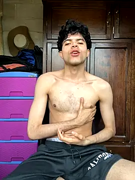 Axel-Mejia online show from 11-25-25, 01:22