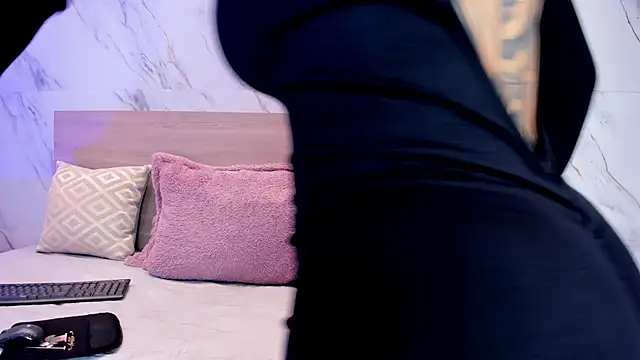 Snapshot of sofiagomez__ chatting on 01-10-26, 05:58 sofiagomez online show from 01-10-26, 05:58