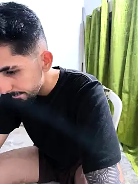 giannis090 online show from 09-30-25, 04:17