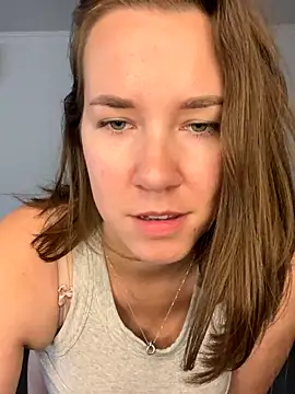 Snapshot of Candy_Foxxxy_ chatting on 10-02-25, 10:33 Candy Foxxxy online show from 10-02-25, 10:33