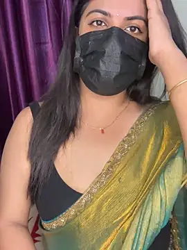 Snapshot of best_couple19 chatting on 10-16-25, 12:06 best couple19 online show from 10-16-25, 12:06