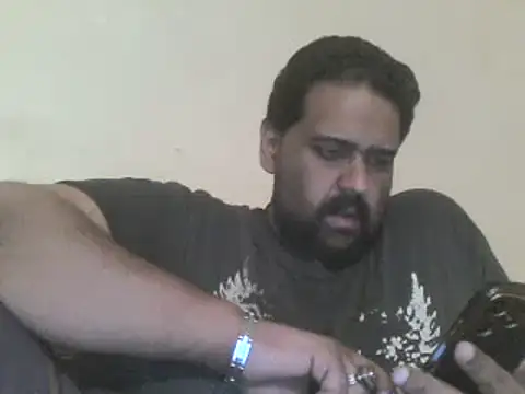 Snapshot of elpoop7305 chatting on 05-16-26, 12:04 elpoop7305 online show from 05-16-26, 12:04