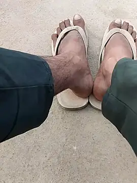 INTERNATIONAL0001 online show from 10-25-25, 02:41