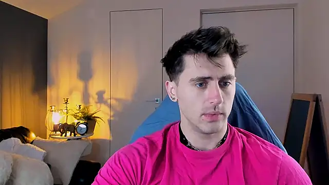 Oscar Miller  online show from 11-20-25, 08:52