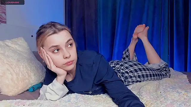 VedaSchulz online show from 11-21-25, 06:50