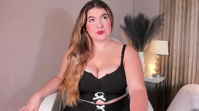 MiaVixen  online show from 09-13-25, 04:34