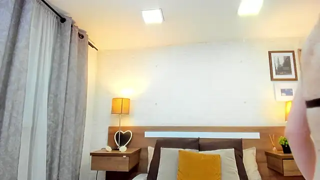 JenniferAuriston online show from 03-12-26, 08:04