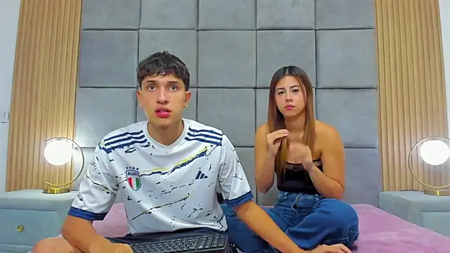 ChanellandMax online show from 11-15-25, 08:05