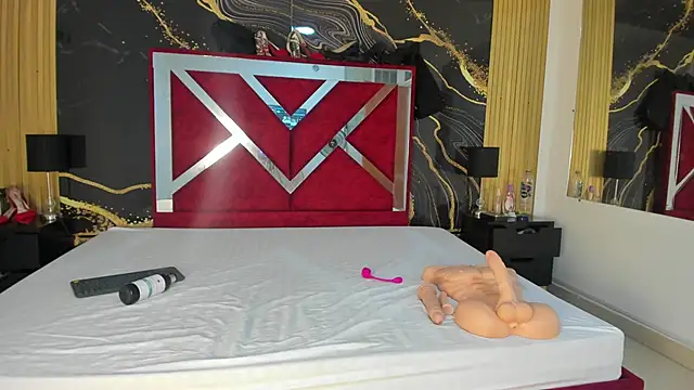 VioletRose as online show from 11-04-25, 09:36