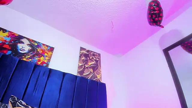 Annie switt online show from 02-20-26, 04:53