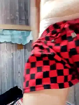 Snapshot of Sweet-Lita50 chatting on 10-28-25, 03:32 Sweet-Lita50 online show from 10-28-25, 03:32