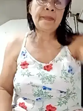 Snapshot of Sweet-Lita50 chatting on 11-15-25, 05:16 Sweet-Lita50 online show from 11-15-25, 05:16