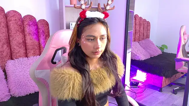 Snapshot of Conejita_420 chatting on 12-17-25, 11:11 Conejita 420 online show from 12-17-25, 11:11