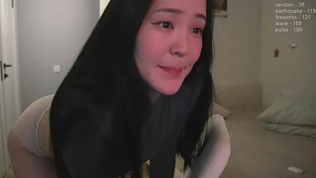 Snapshot of _JiKey_ chatting on 02-05-25, 06:24 JiKey online show from 02-05-25, 06:24