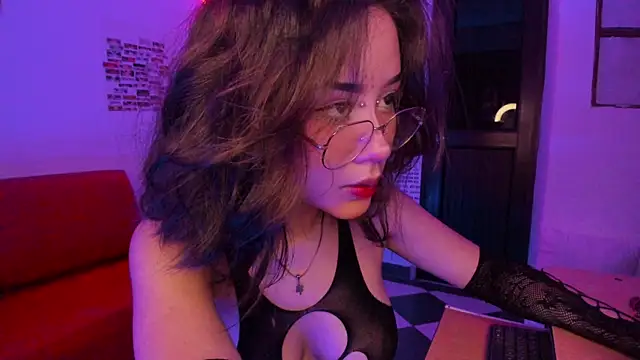 Snapshot of Nix_Girl chatting on 11-09-25, 06:12 Nix Girl online show from 11-09-25, 06:12