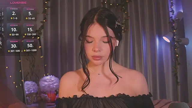 Snapshot of liza_whisky chatting on 09-11-25, 03:56 liza whisky online show from 09-11-25, 03:56