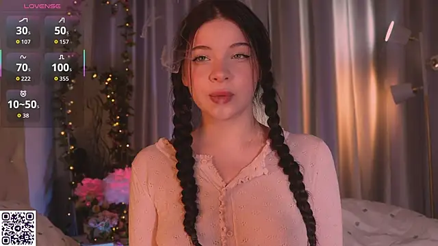 Snapshot of liza_whisky chatting on 09-26-25, 03:49 liza whisky online show from 09-26-25, 03:49