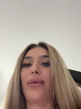 KaseyQuinn  online show from 10-27-25, 08:29