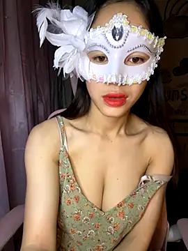 TiNa 04 online show from 10-10-25, 10:31