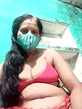 Snapshot of Miss_dipti chatting on 10-14-25, 03:02 Miss dipti online show from 10-14-25, 03:02