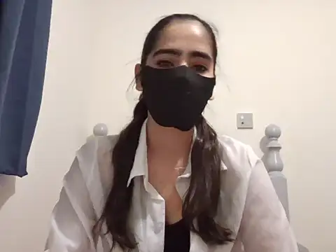 BobtailFormal online show from 01-12-26, 08:41