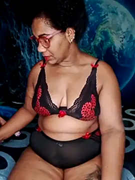 Snapshot of analgetica chatting on 11-13-25, 11:20 analgetica online show from 11-13-25, 11:20