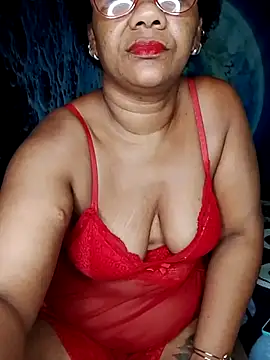 Snapshot of analgetica chatting on 11-15-25, 11:07 analgetica online show from 11-15-25, 11:07