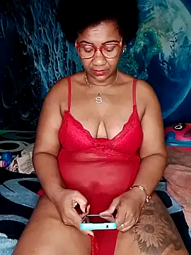 Snapshot of analgetica chatting on 11-23-25, 11:10 analgetica online show from 11-23-25, 11:10