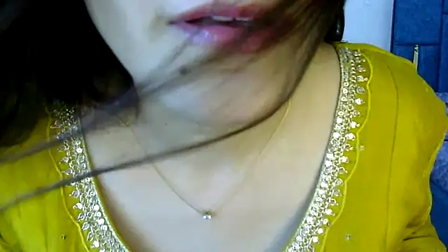 Rumi cute online show from 07-16-26, 04:35