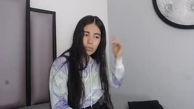 Lucy-23 online show from 11-26-25, 04:13