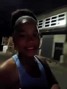 Snapshot of Mia-sensual chatting on 09-23-25, 04:37 Mia-sensual online show from 09-23-25, 04:37