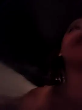 Snapshot of Mia-sensual chatting on 10-11-25, 04:33 Mia-sensual online show from 10-11-25, 04:33