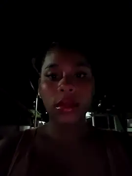 Snapshot of Mia-sensual chatting on 10-24-25, 04:09 Mia-sensual online show from 10-24-25, 04:09