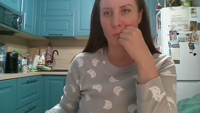 ALICAINWONDERLAND online show from 02-18-26, 05:53