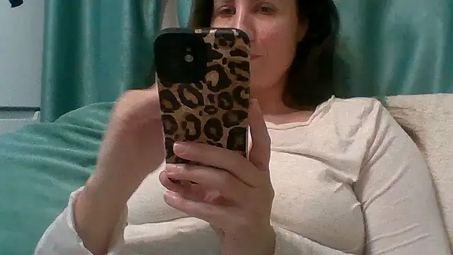 ALICAINWONDERLAND online show from 03-06-26, 08:38